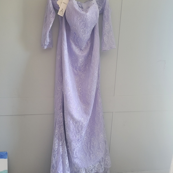 Dresses & Skirts - Dress